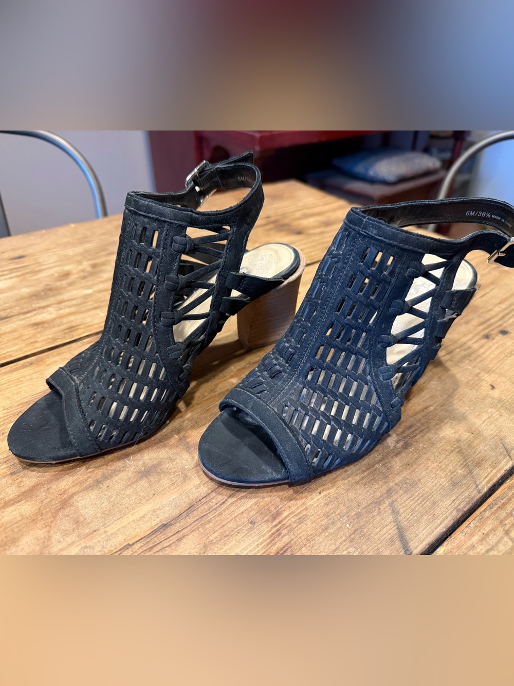 Vince Camuto Black Cutout Peep-Toe Block Heel Sandals